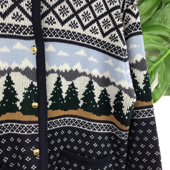 CROFT & BARROW BUTTON DOWN WINTER SWEATER - Picture 3 of 5